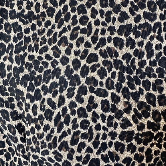 Leopard print sleeveless dress, zip back, size 12, comfortable fit - Picture 4 of 5